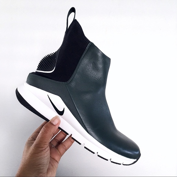 nike rivah boot